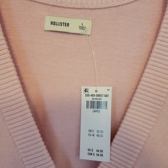 Hollister Light Pink V-Neck Button Cardigan with Heart Detail - Picture 3 of 3